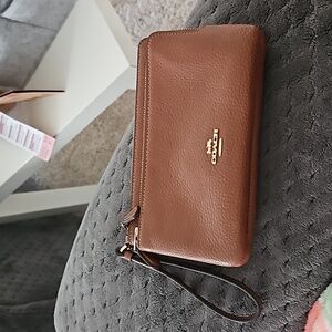 Coach double zip wristlet